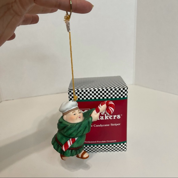 Dept. 56 Merry Makers Ornament Calvin The Candycane Striper Retired 93971 - Picture 3 of 8